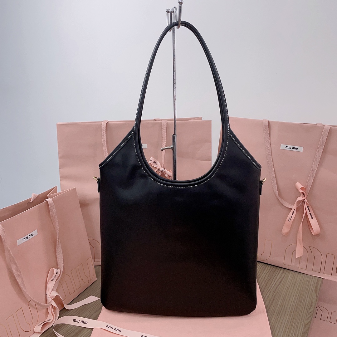 MiuMiu Tote-35*40CM