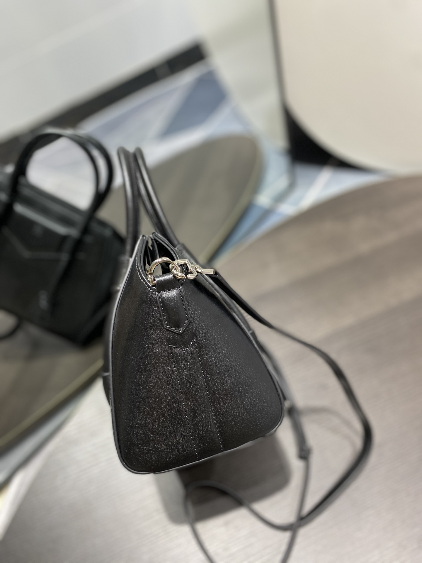 Givenchy Antigona Tote-22*20*13CM