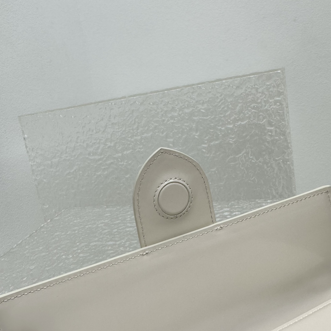 Jacquemus Large Bamnino Bag-24x13x7CM