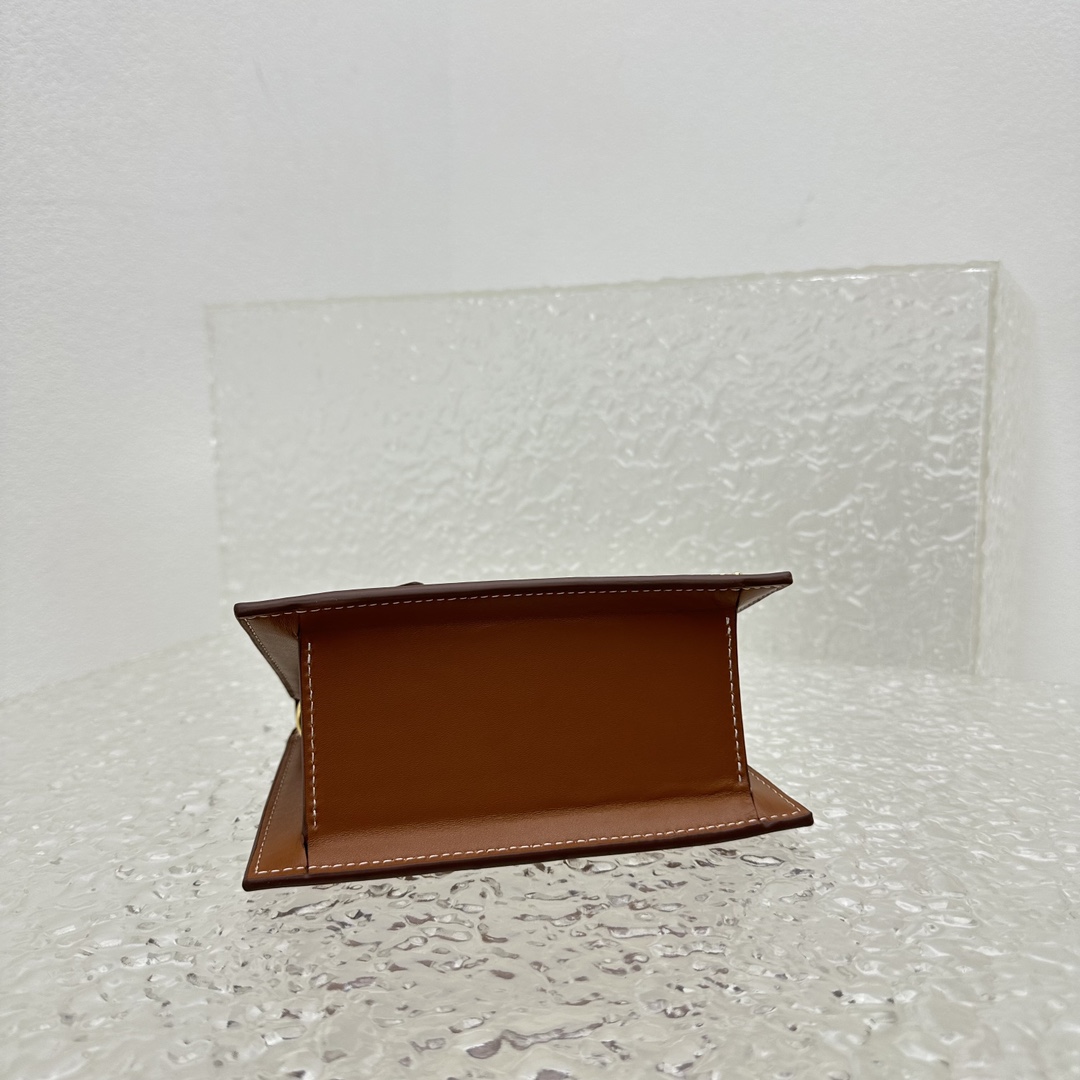 Jacquemus Classic Bag-18x15.5x8CM