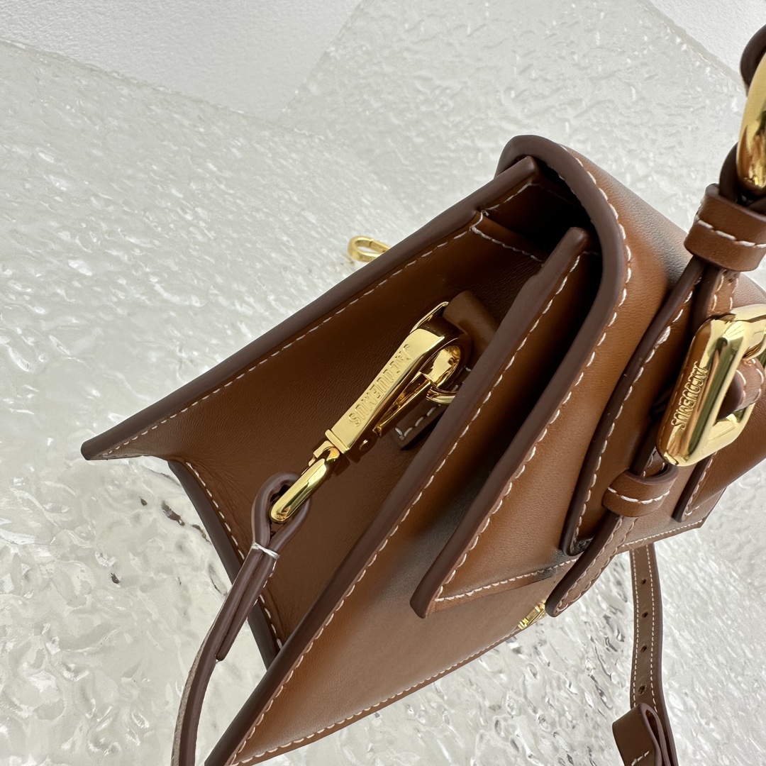 Jacquemus Classic Bag-18x15.5x8CM