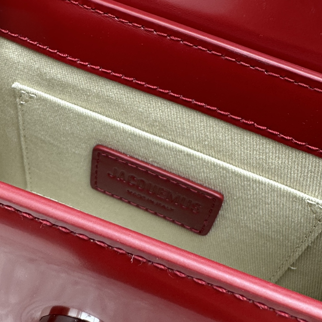 Jacquemus Classic Bag-18x15.5x8CM