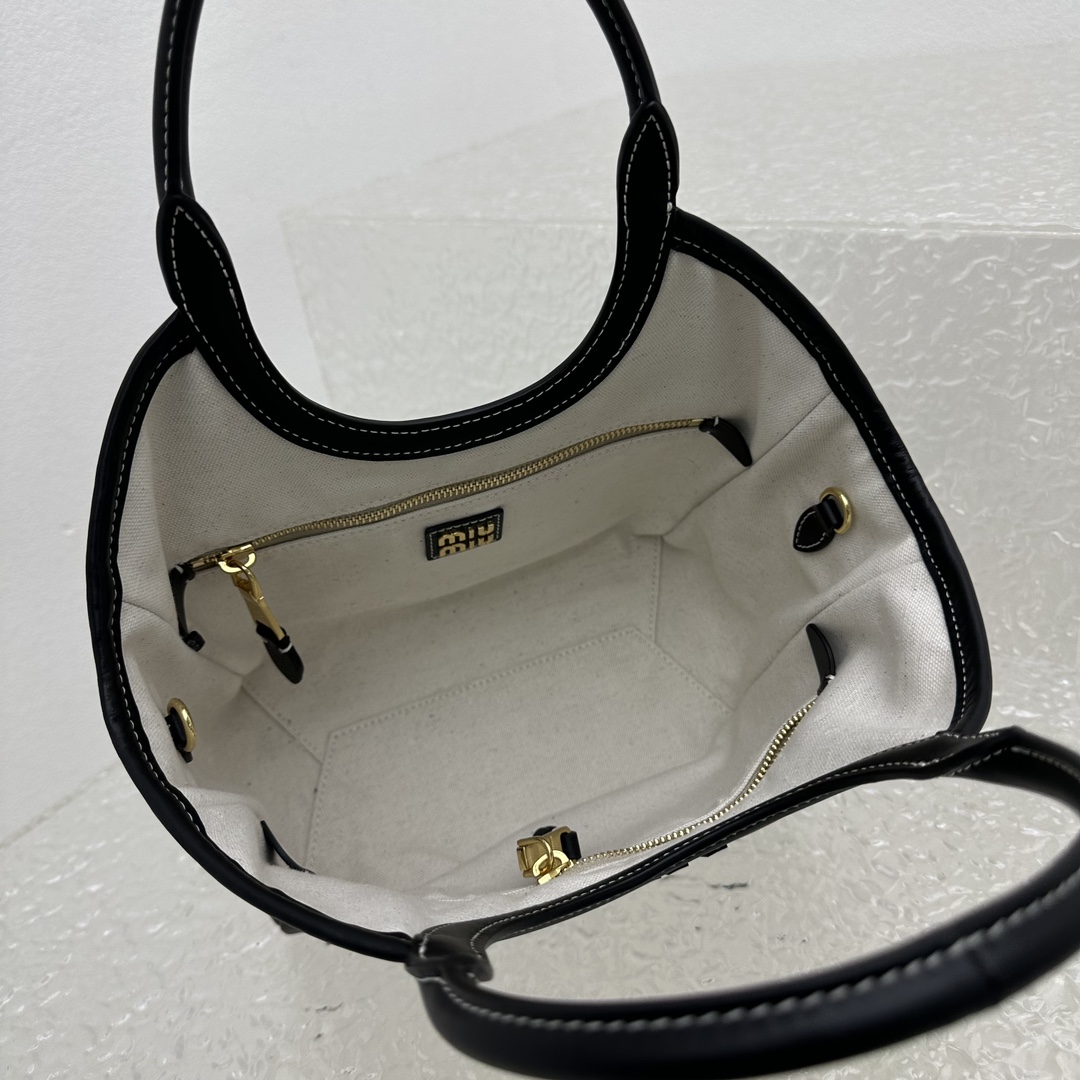 MiuMiu Hobo Bag-22*11*14CM