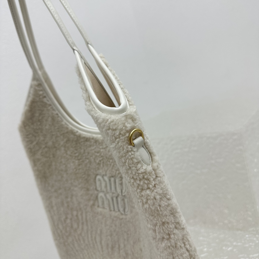 MiuMiu Tote-35*40*60CM