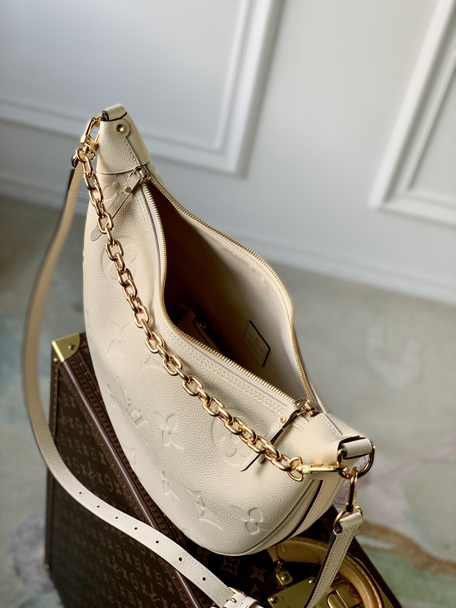l**is V*t*n loop hobo handbags-m46725-38*26*10cm