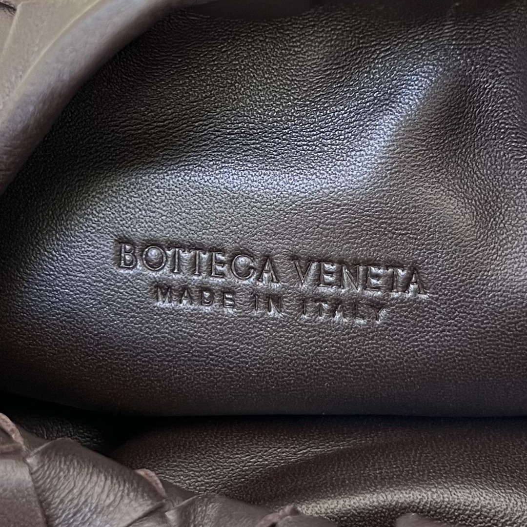 Bo*te*ga ve*ne*ta mini hop bag-25.5x14.5x11cm