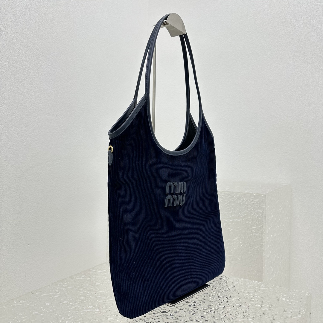 MiuMiu Tote-35*40*60CM
