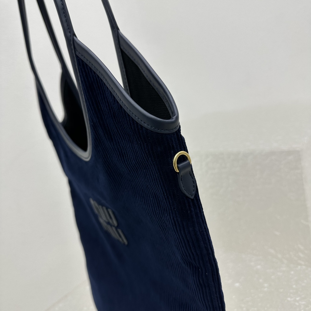 MiuMiu Tote-35*40*60CM
