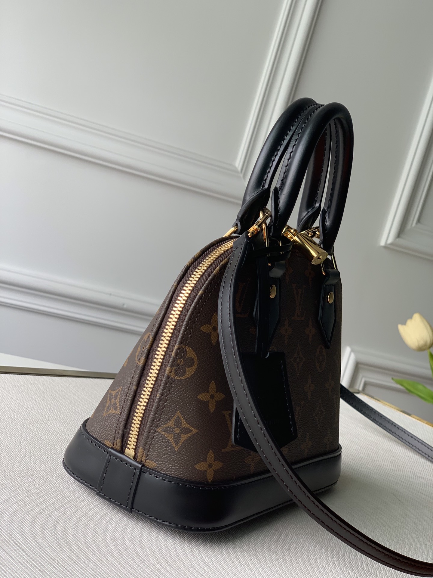 l**is V*t*n m41327 alma bb-25*19*12cm