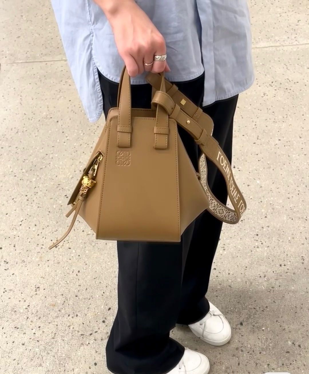 Loewe Hammock Bag-19.5*14.4*20.8CM