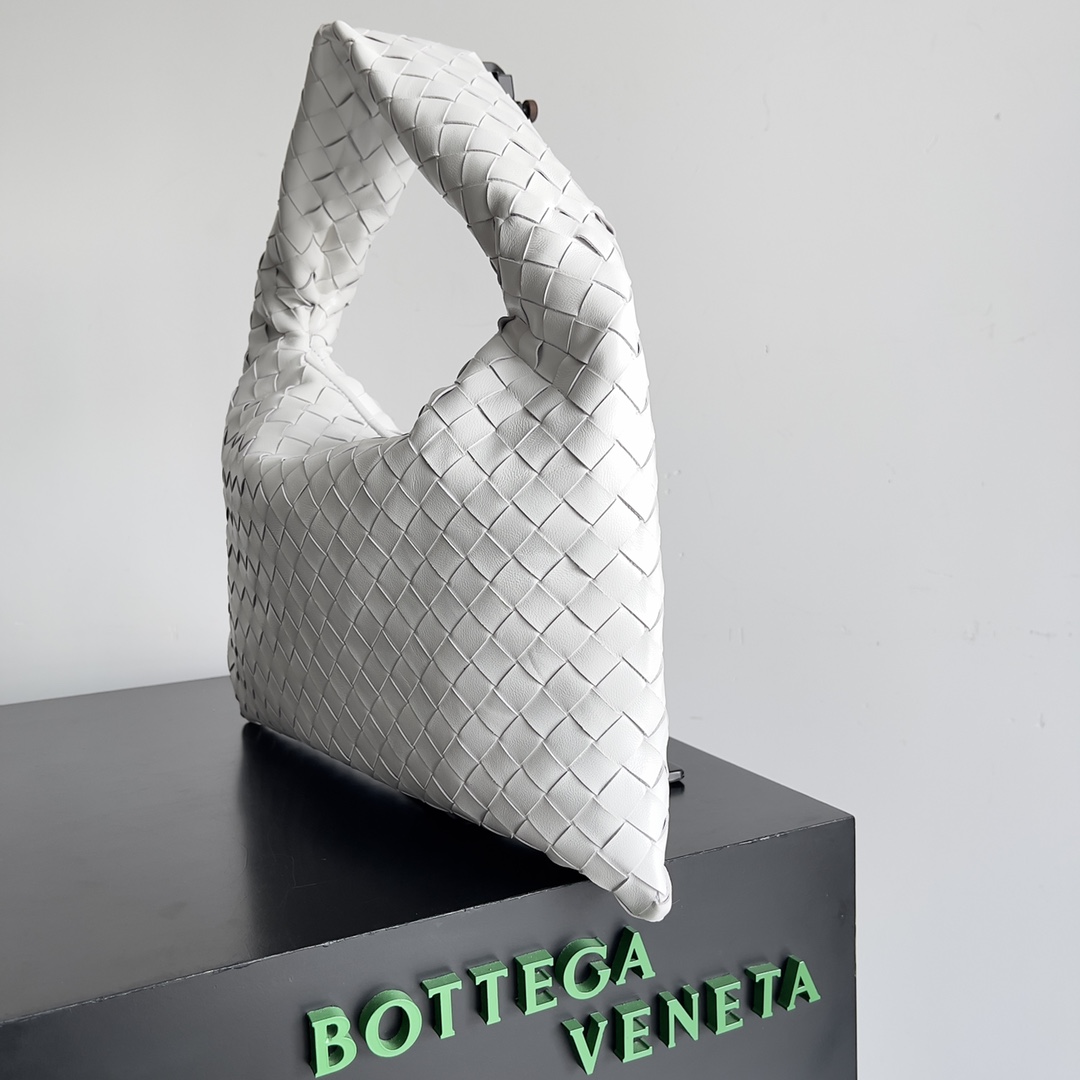 Bo*te*ga ve*ne*ta hop bag-41*20*8cm
