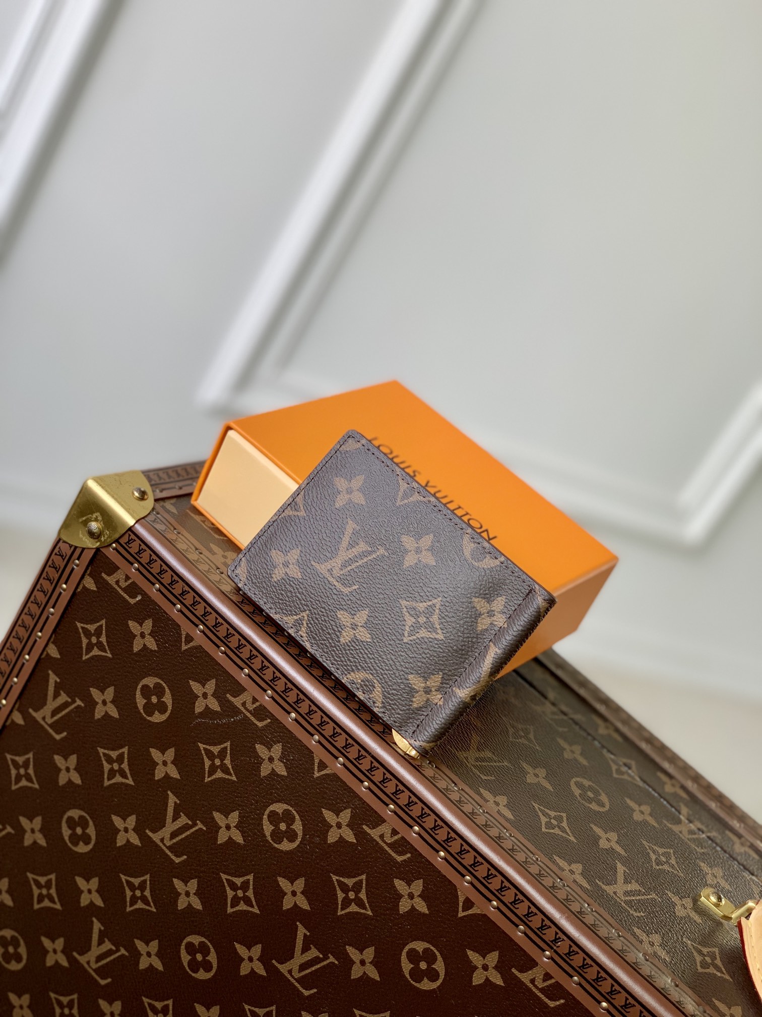 l**is V*t*n wallet-m61700-12×8cm