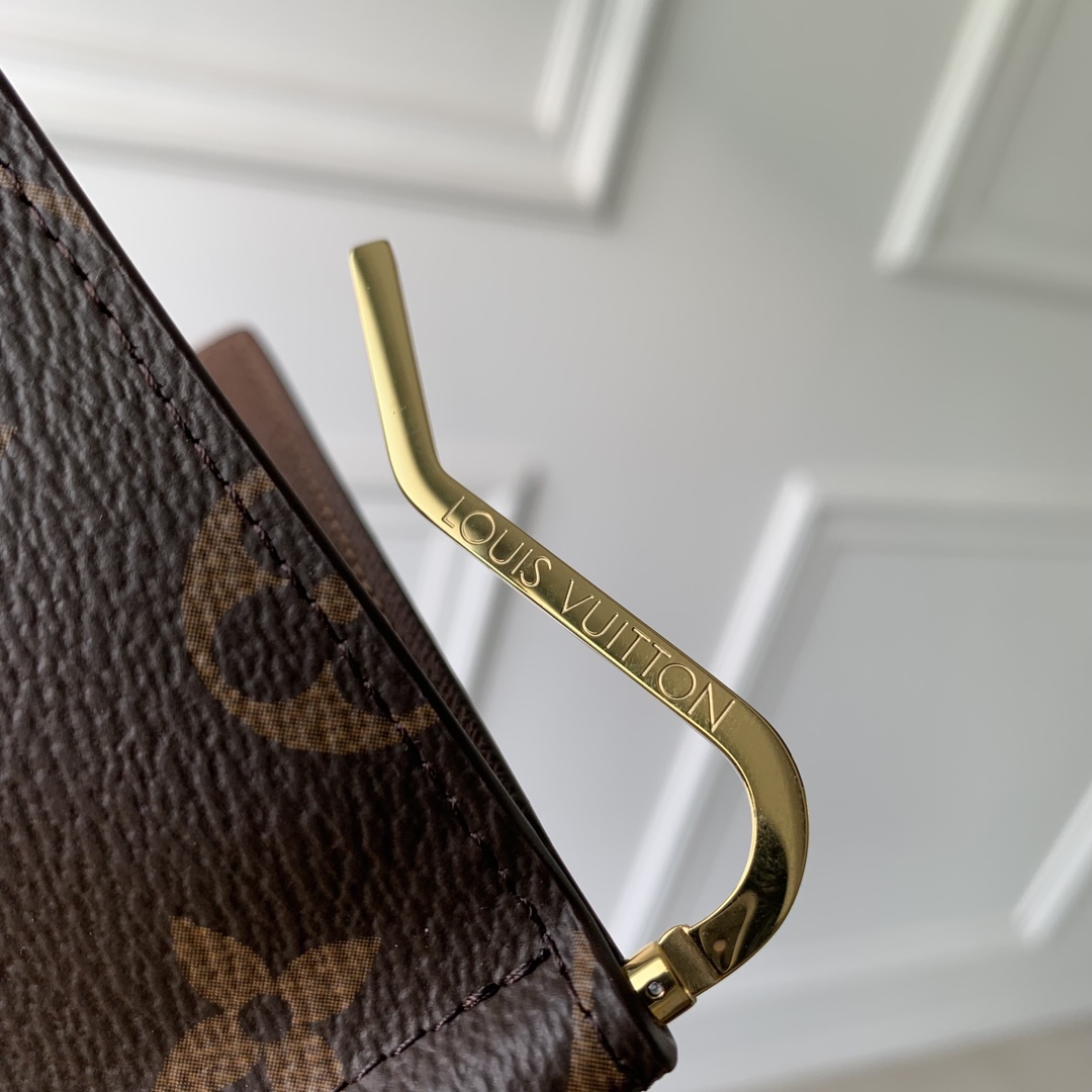 l**is V*t*n wallet-m61700-12×8cm