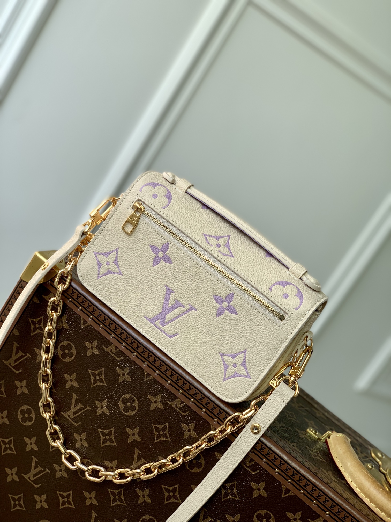 l**is V*t*n pochette metis east west handbags- 21.5 x 13.5 x 6cm