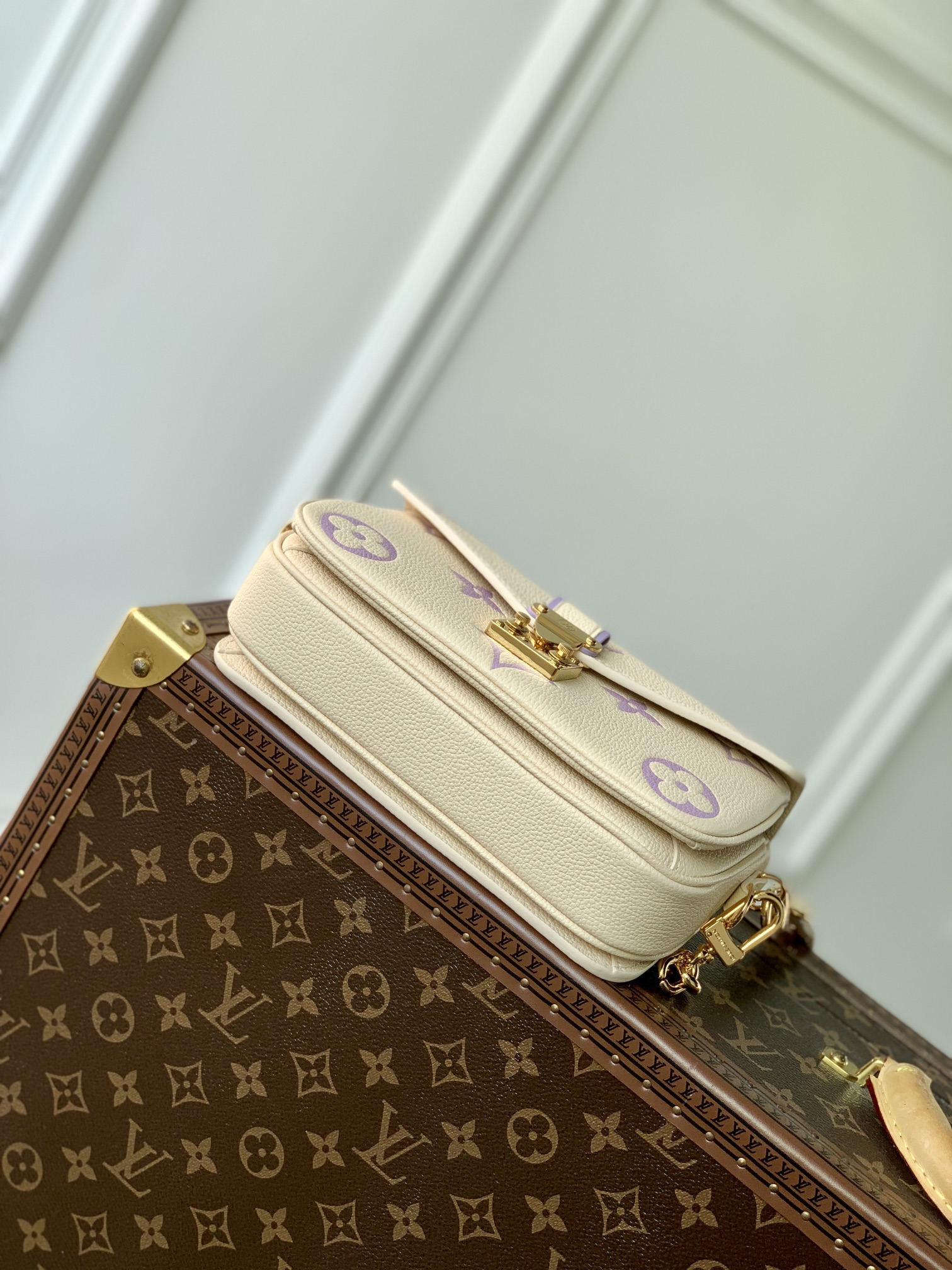 l**is V*t*n pochette metis east west handbags- 21.5 x 13.5 x 6cm