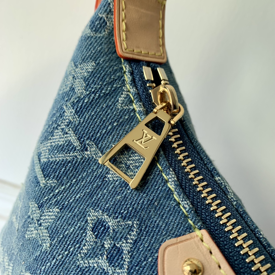 l**is V*t*n mini moon - m82949-20.5*6*16cm