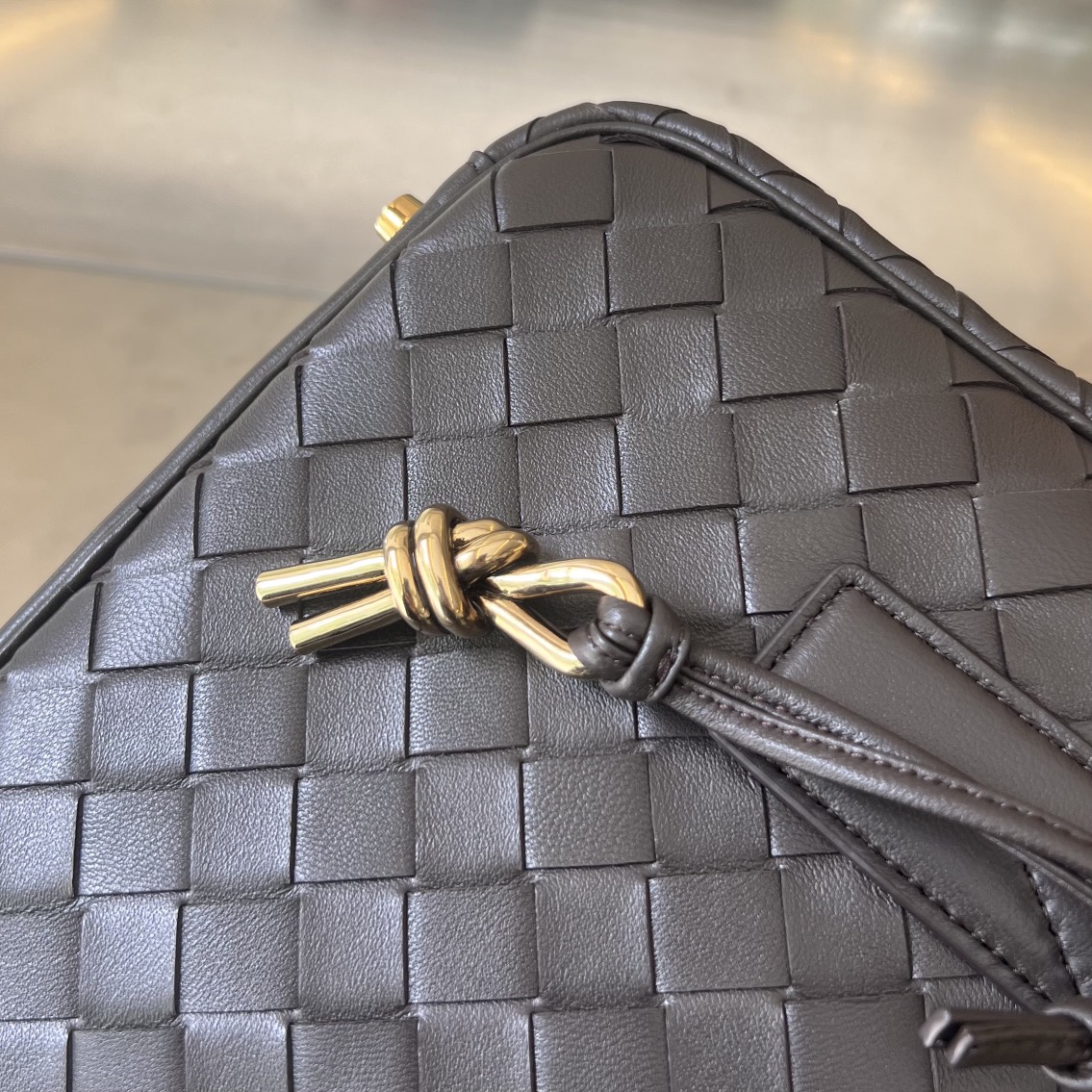 Bo*te*ga ve*ne*ta getaway bag-23.5x17.5x9cm