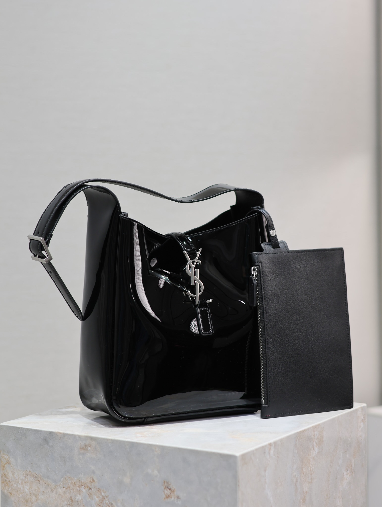 YSL Le5A7 Vintage Bag-23×22×8.5CM