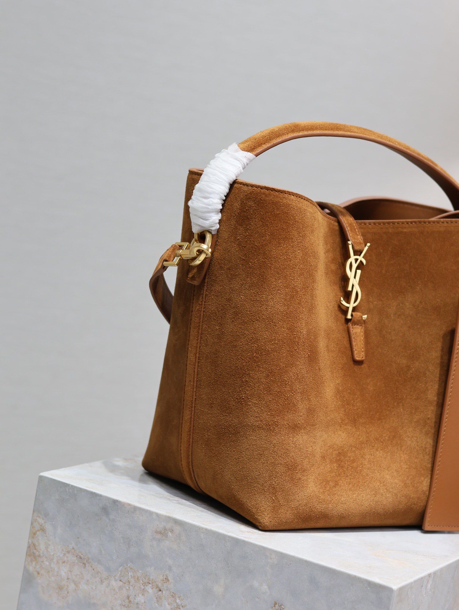 YSL Le5A7 Vintage Bucket-17×20×13CM