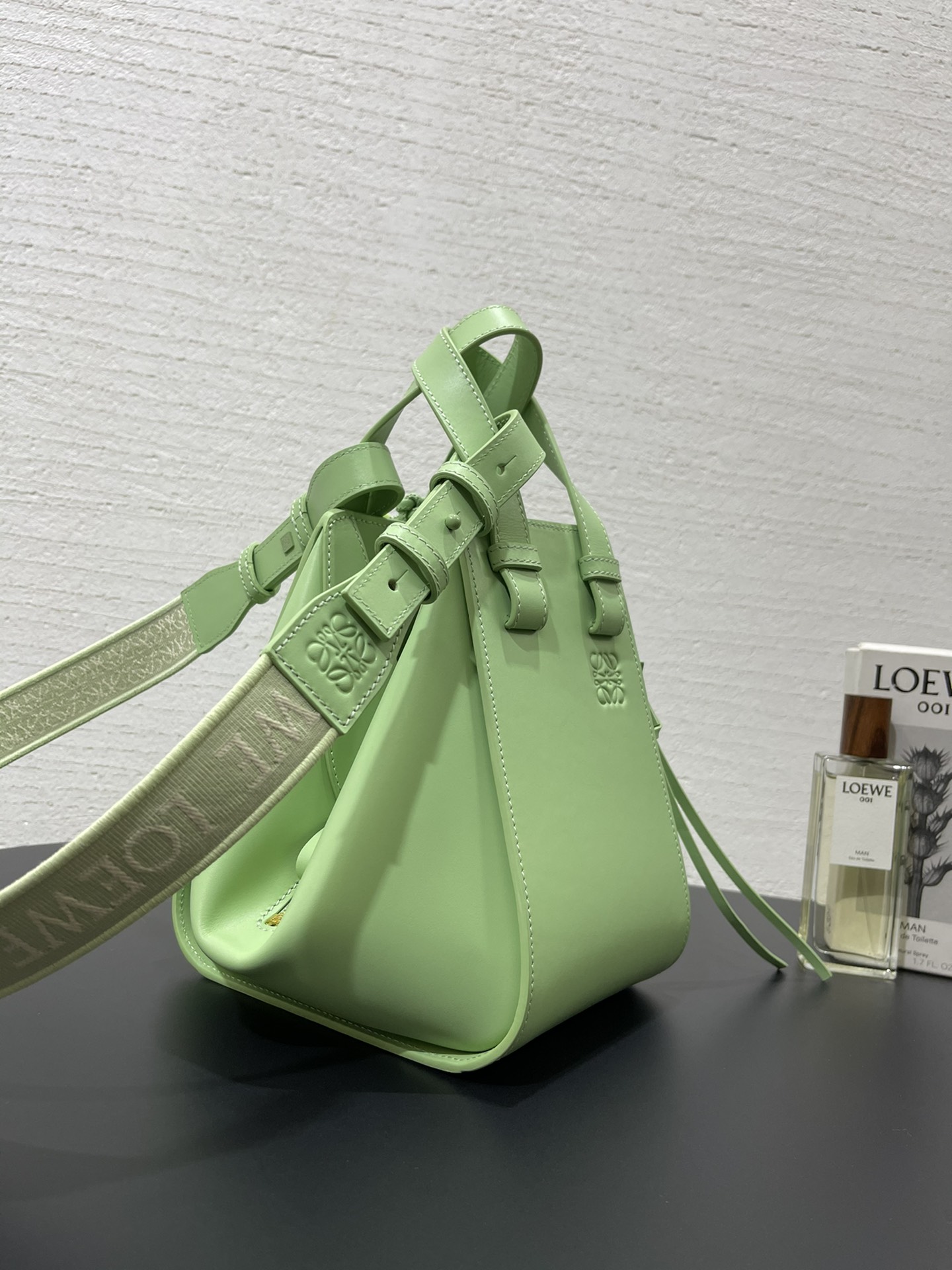 Loewe Hammock Bag-20.8*19.5*14.5CM