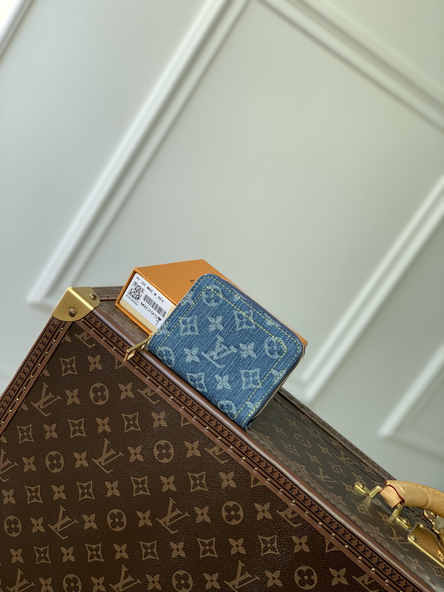 l**is V*t*n zippy wallet m82957-11*8.5*2cm