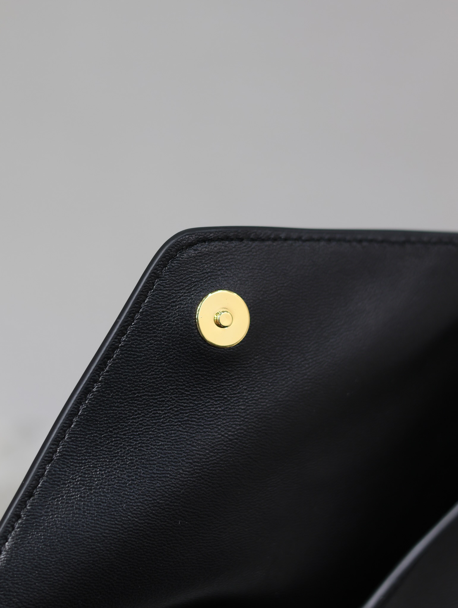 YSL LE Pouch-21.4×14×4CM