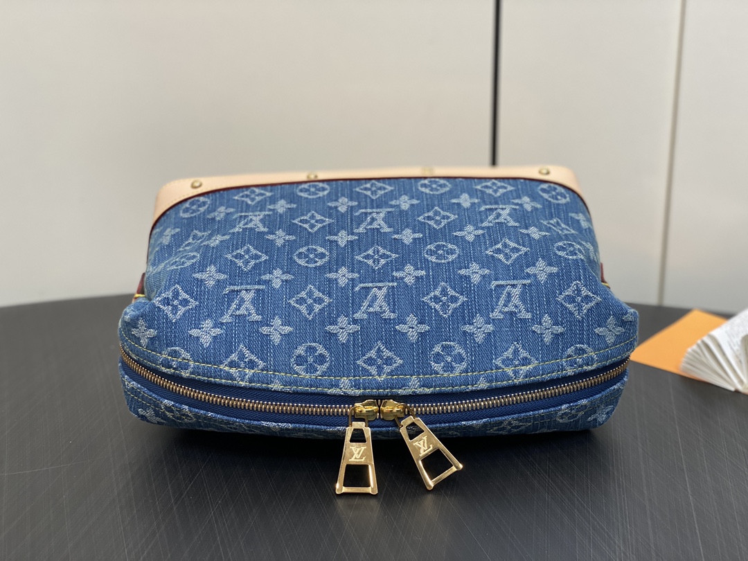 l**is V*t*n cosmetic bag-m24317-27 x 18 x 9 cm