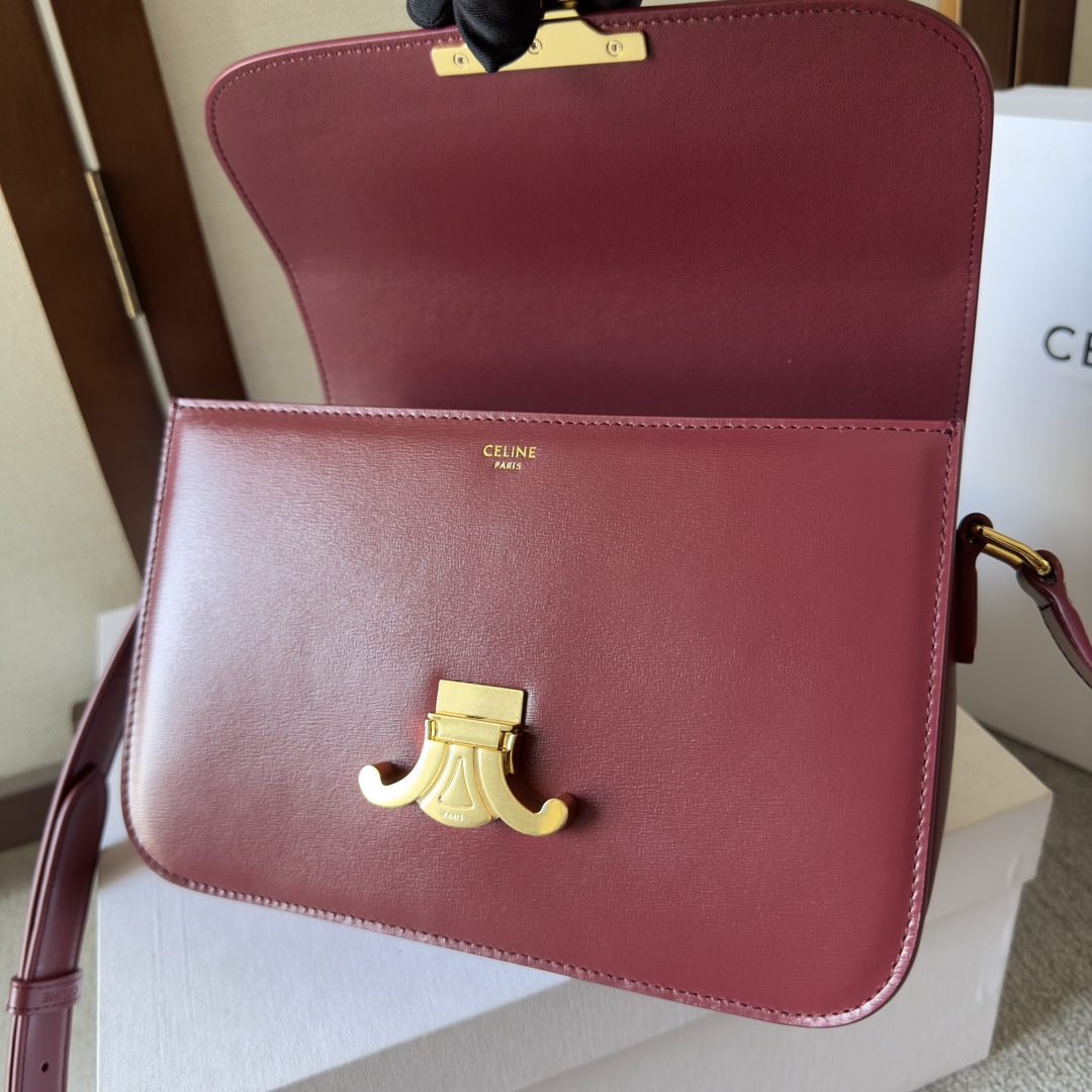 Celin Triomphe Shoulder Bag-22.5x16.5x7.5CM