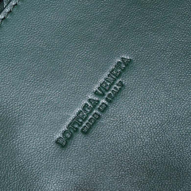 Bo*te*ga ve*ne*ta andiamo-32*24*12cm