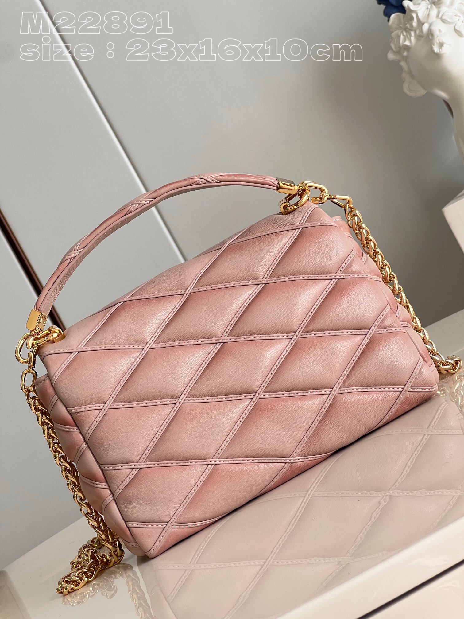 l**is V*t*n go-14 bag-m22891-23.0 x 16.0 x 10cm