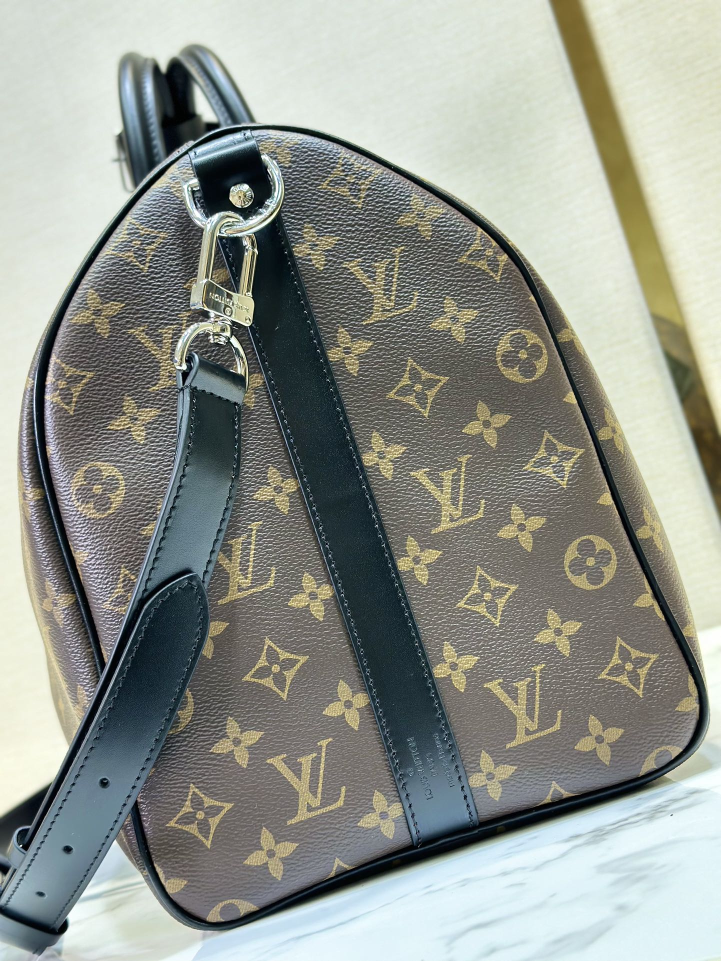 l**is V*t*n keepall bandoulière 45-m56711-45 × 27 × 20cm