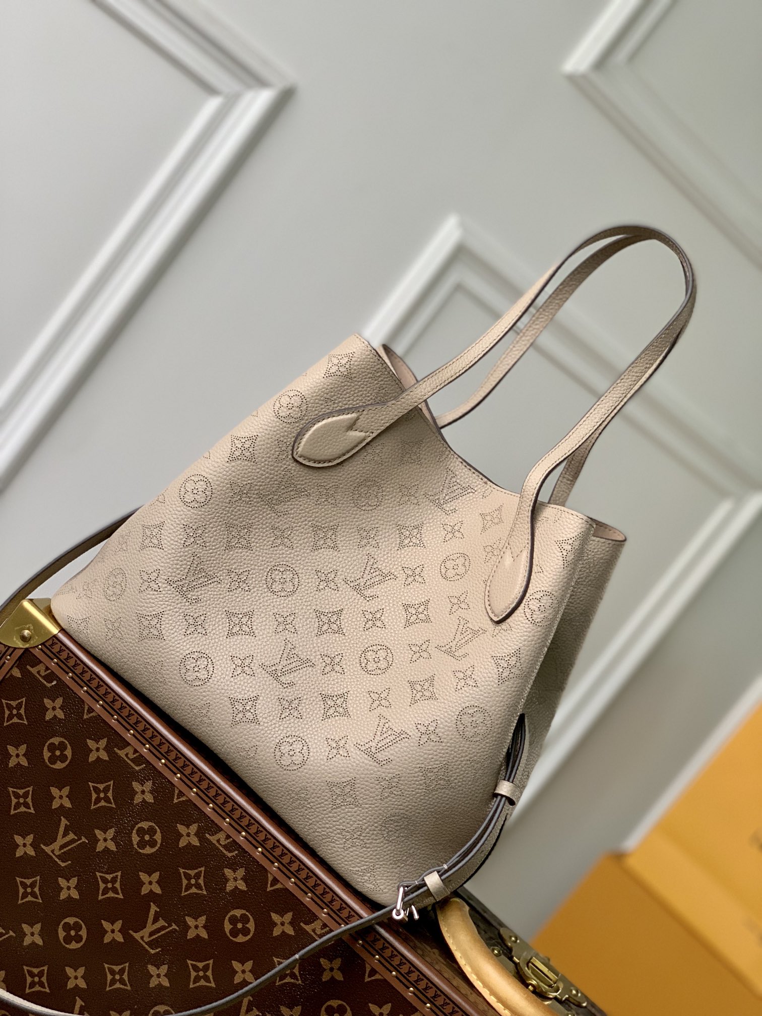 l**is V*t*n blossom handbags-30*27.5*16cm