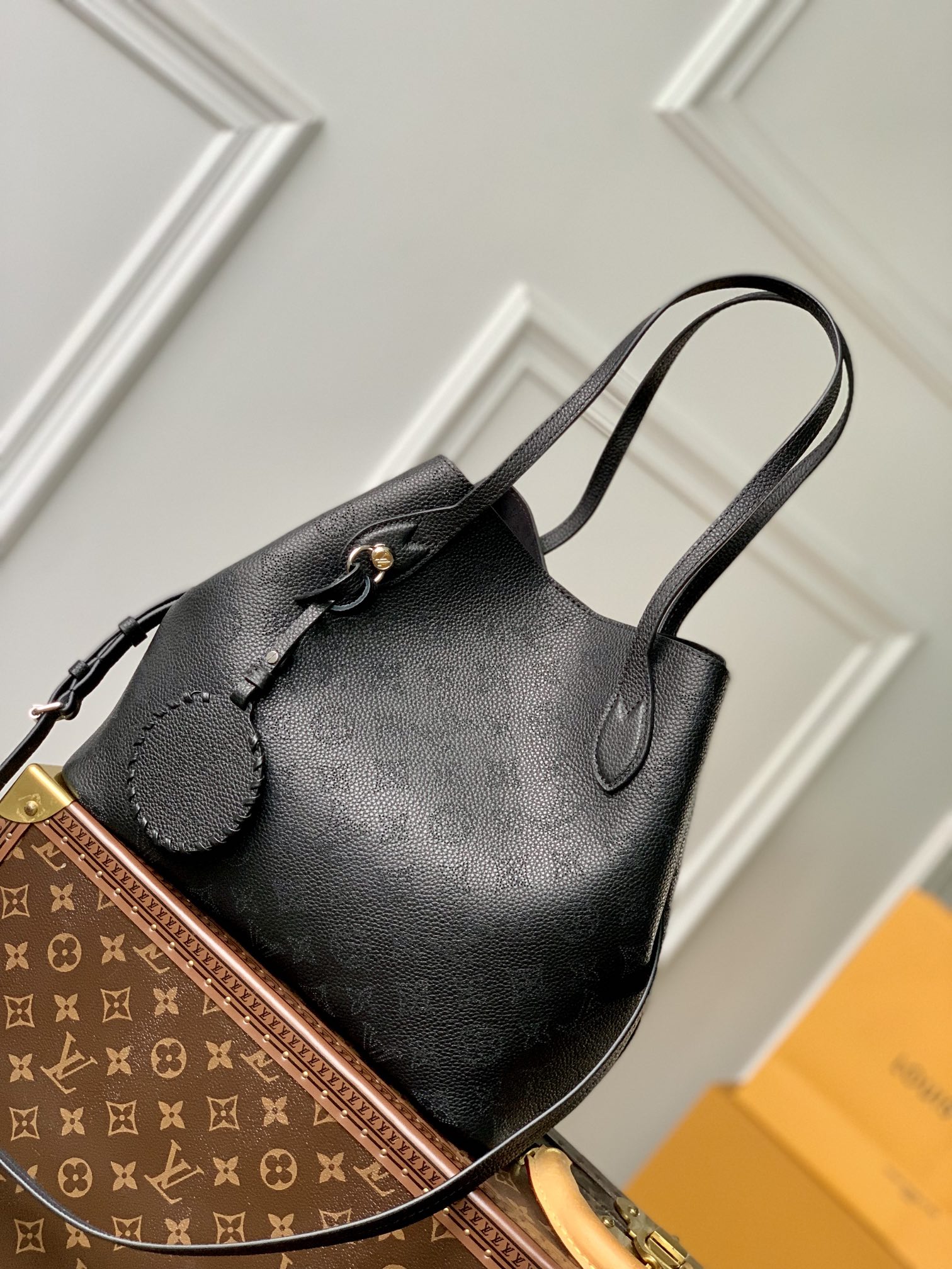 l**is V*t*n blossom handbags-30*27.5*16cm