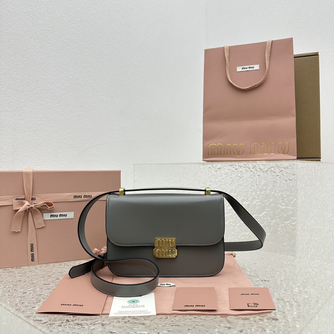 MiuMiu Box Bag-20*13.5*5.5CM
