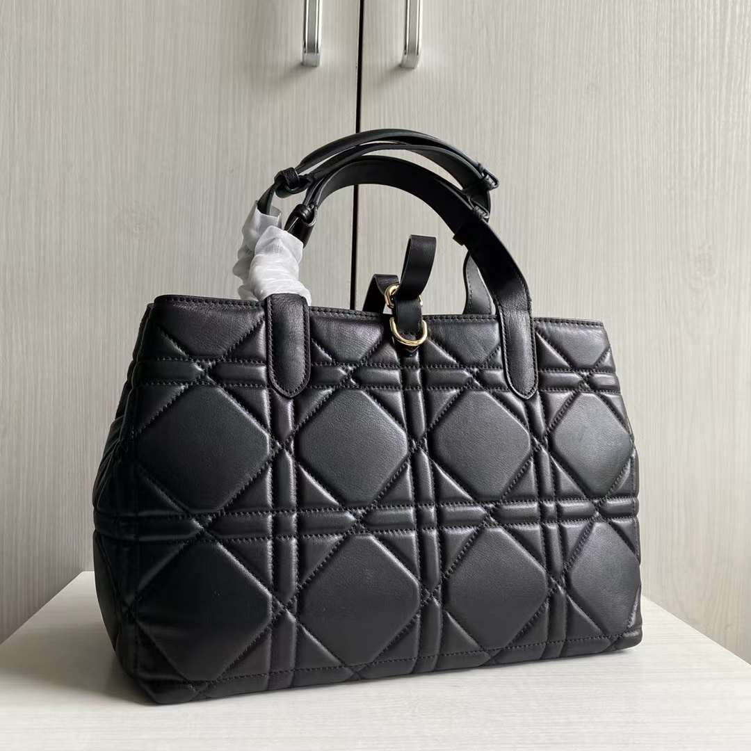 D*or 95-22 top handbags-36*30cm