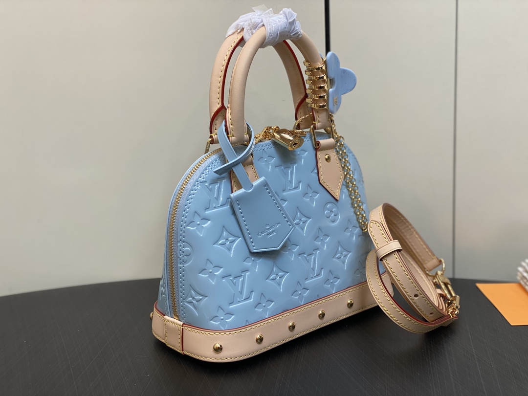 l**is V*t*n alma bb m24062-23.5 x 17.5 x 11.5cm