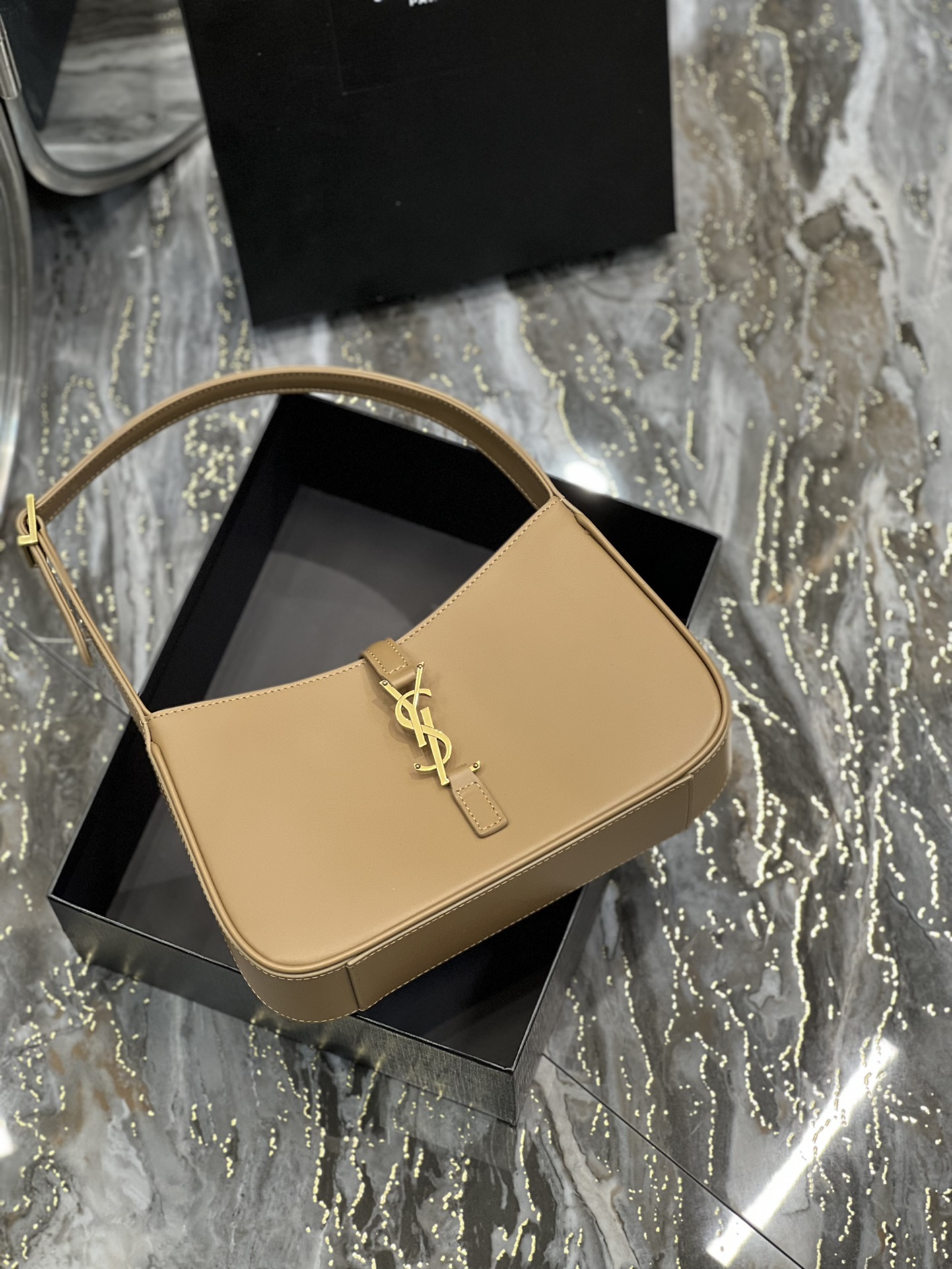 YSL Le5A7 Vintage Bag-25X14X6CM