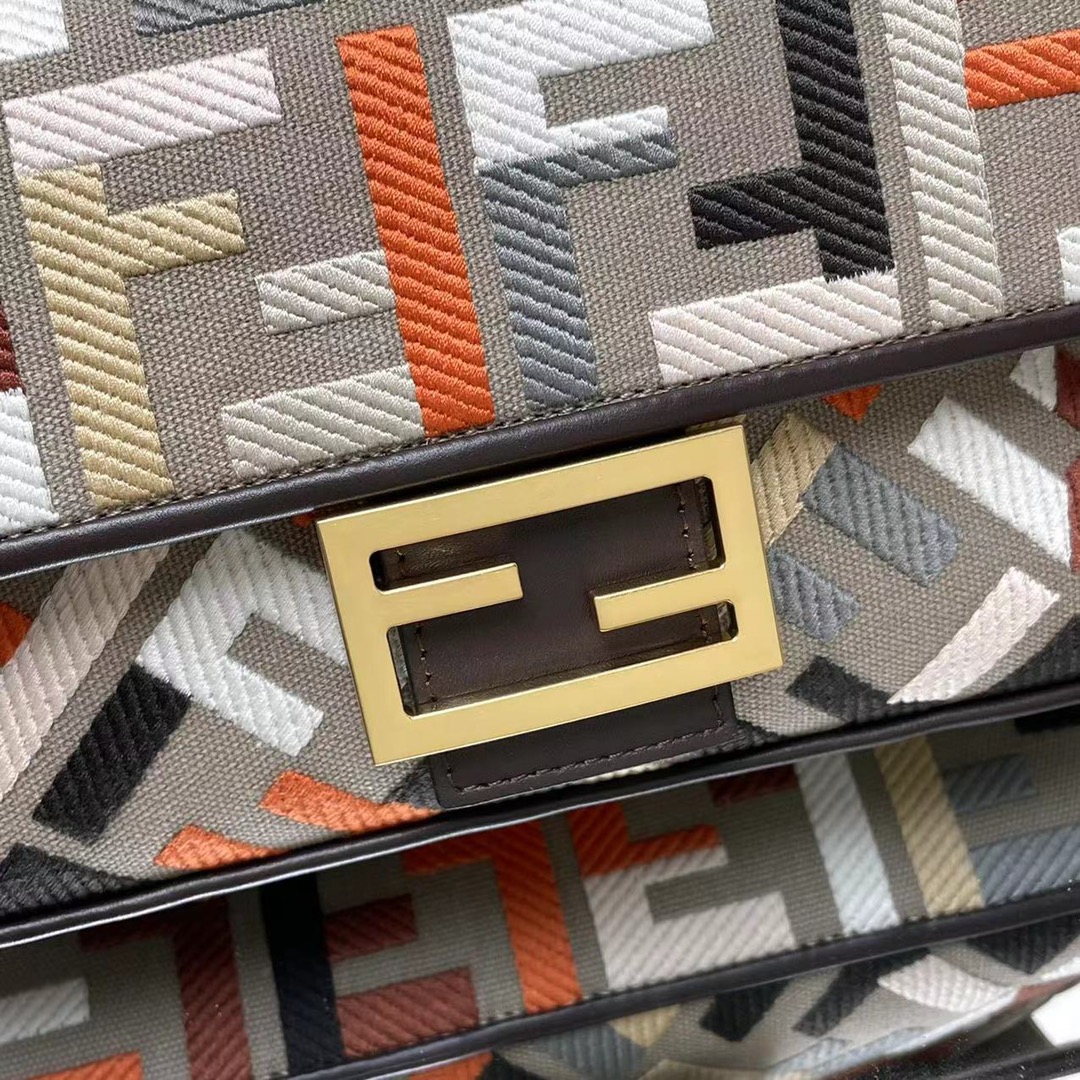 F**di baguette bag-27*15*6cm