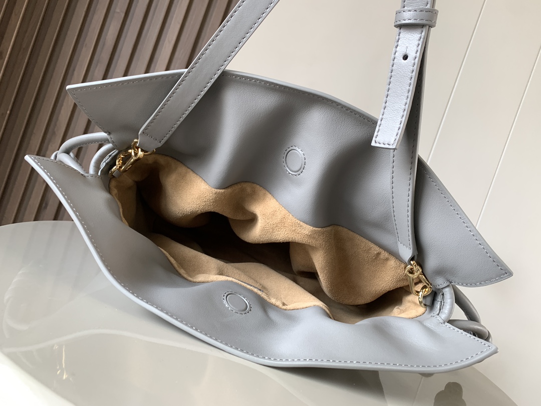 Loewe Flamenco-30*24.5*10.5CM