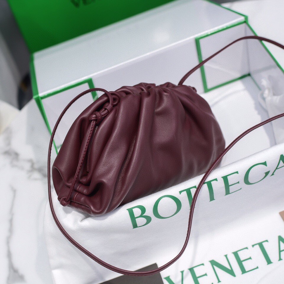 Bo*te*ga ve*ne*ta the pouch bag-22*9cm