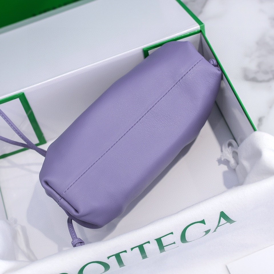 Bo*te*ga ve*ne*ta the pouch bag-22*9cm
