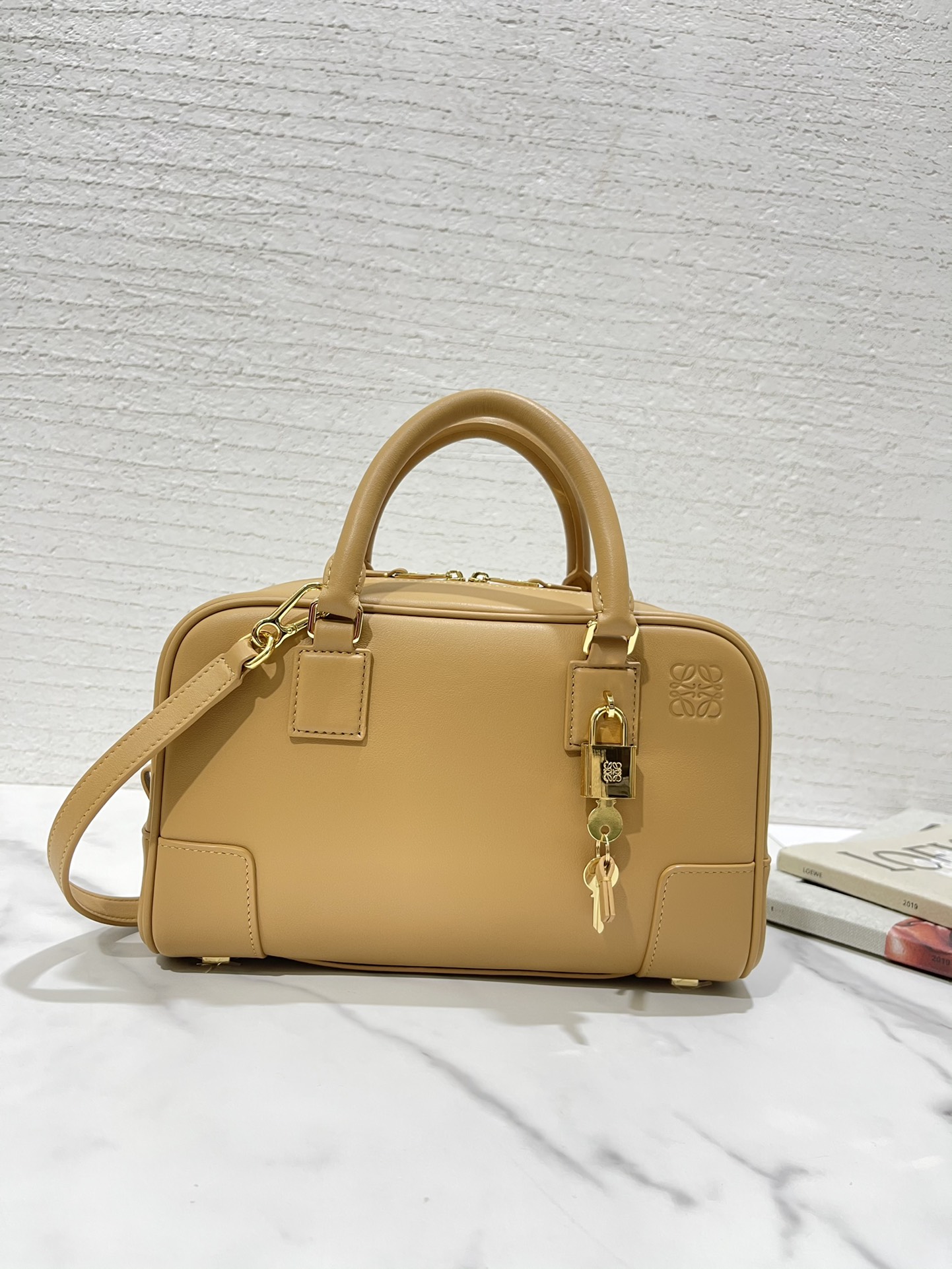 Loewe Amazon Bag-23*16*10CM