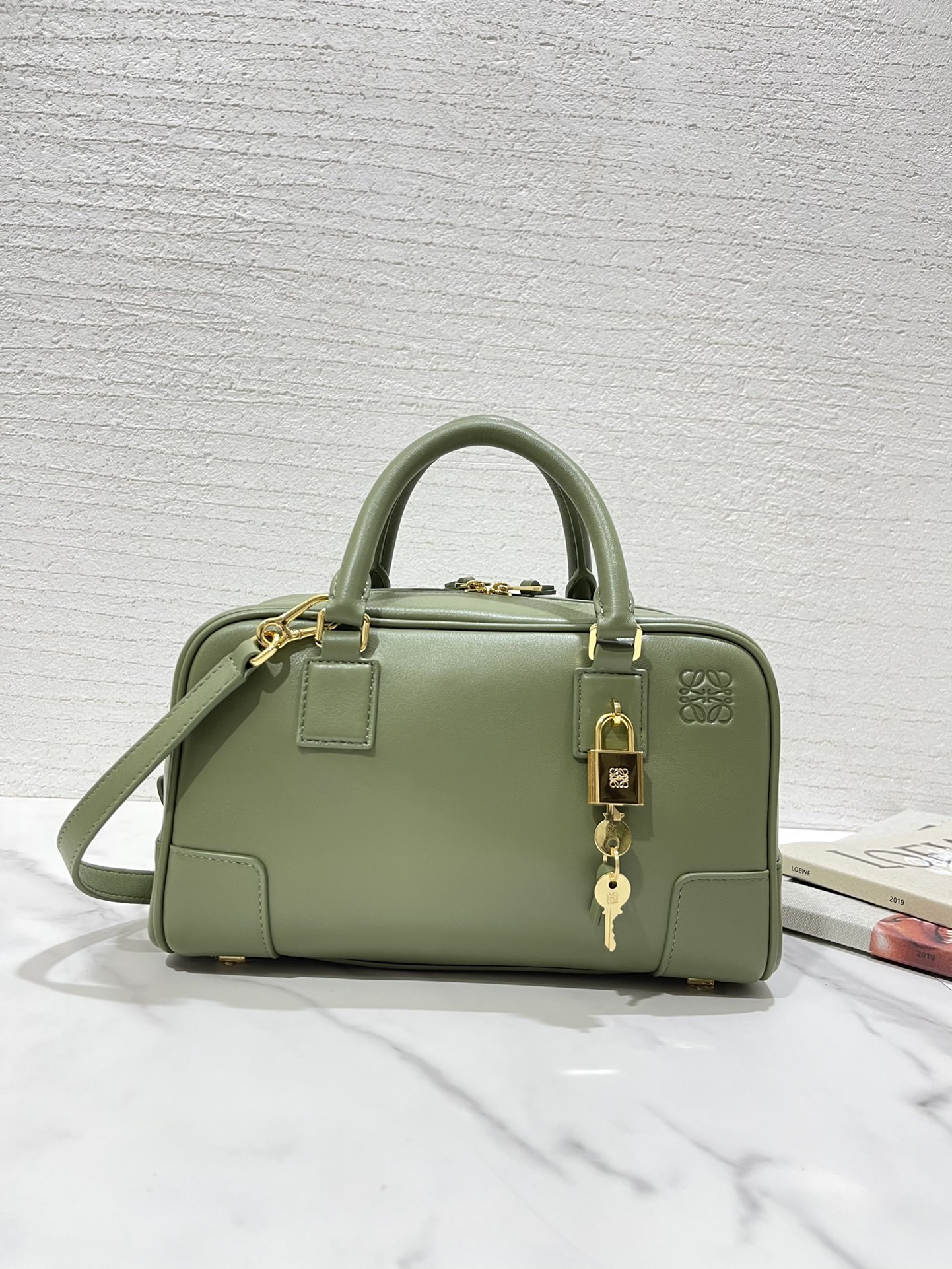 Loewe Amazon Bag-23*16*10CM