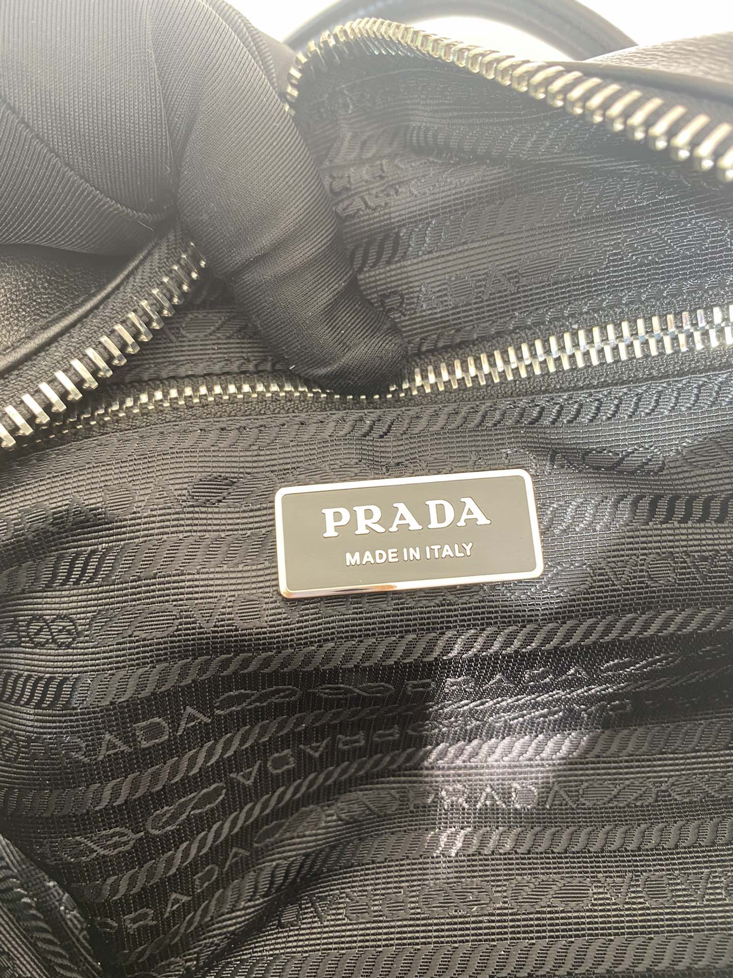 Pra*a medieval boston bag 1ba846-24*15*5cm