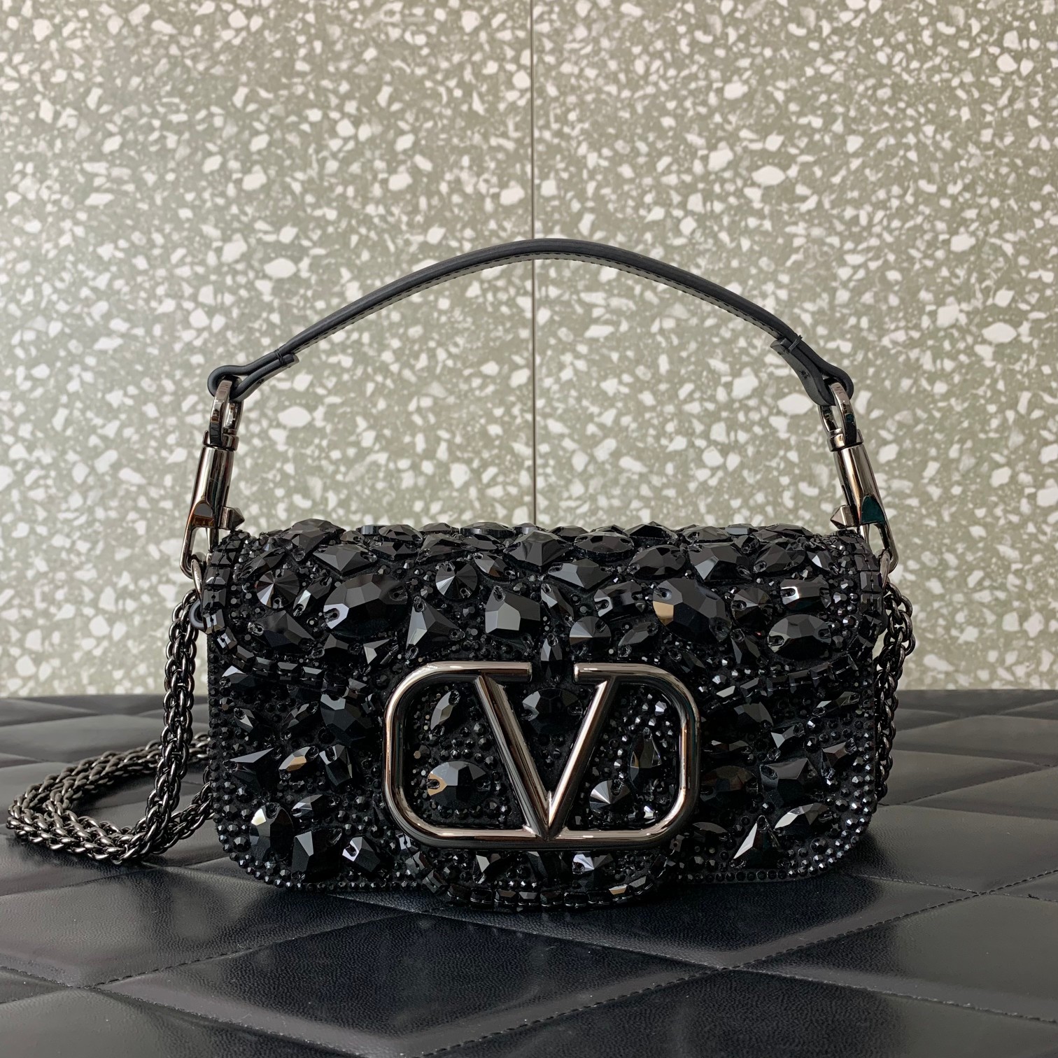 Valentino Garavani Mini Loco Bag-20*11*5CM