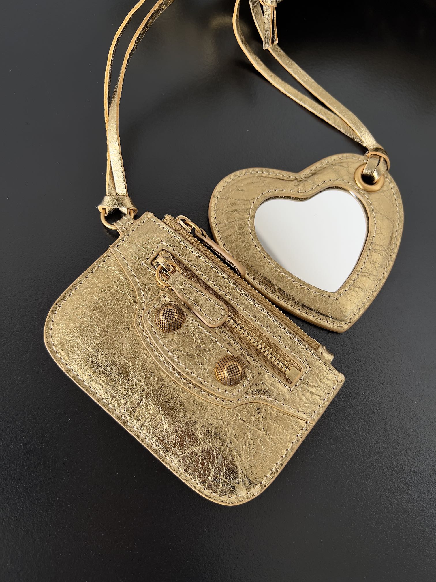 Balenciag Le Cagole Handbags-26x13x18CM