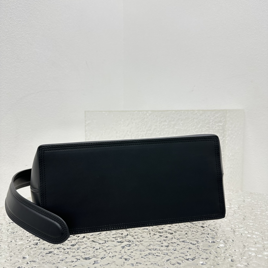 Jacquemus Bucket Bag-30*33*14CM