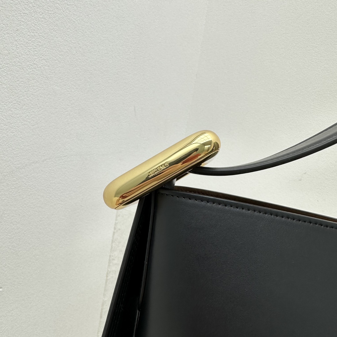 Jacquemus Bucket Bag-30*33*14CM