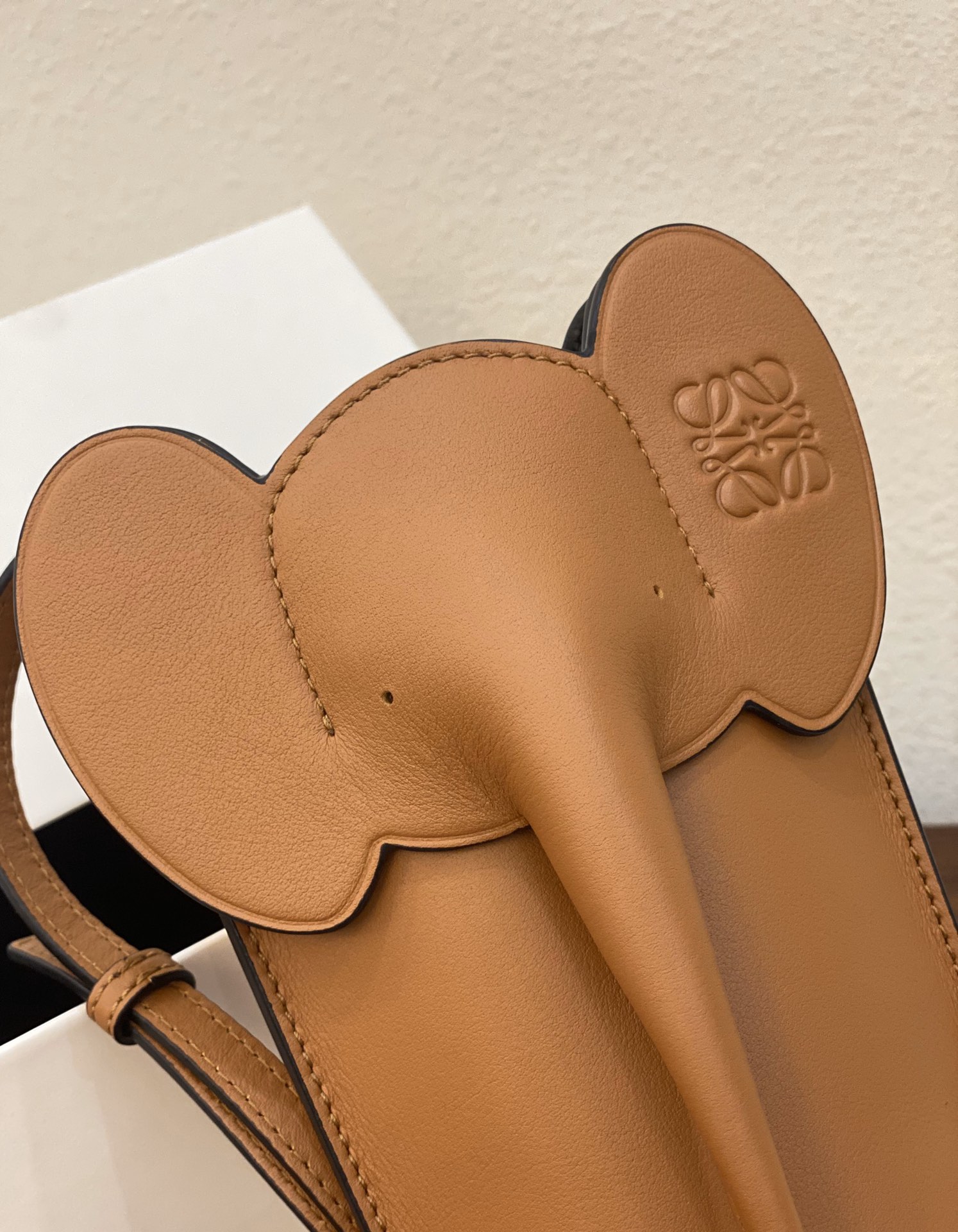 Loewe Phone Bag-19*8*4CM