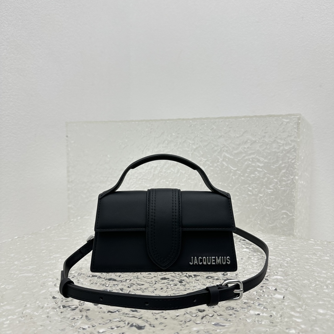Jacquemus Small Bamnino Bag-18x6x7CM